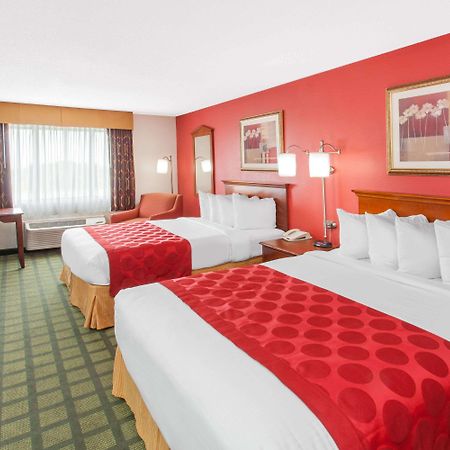 Отель Ramada Limited Decatur Forsyth Экстерьер фото