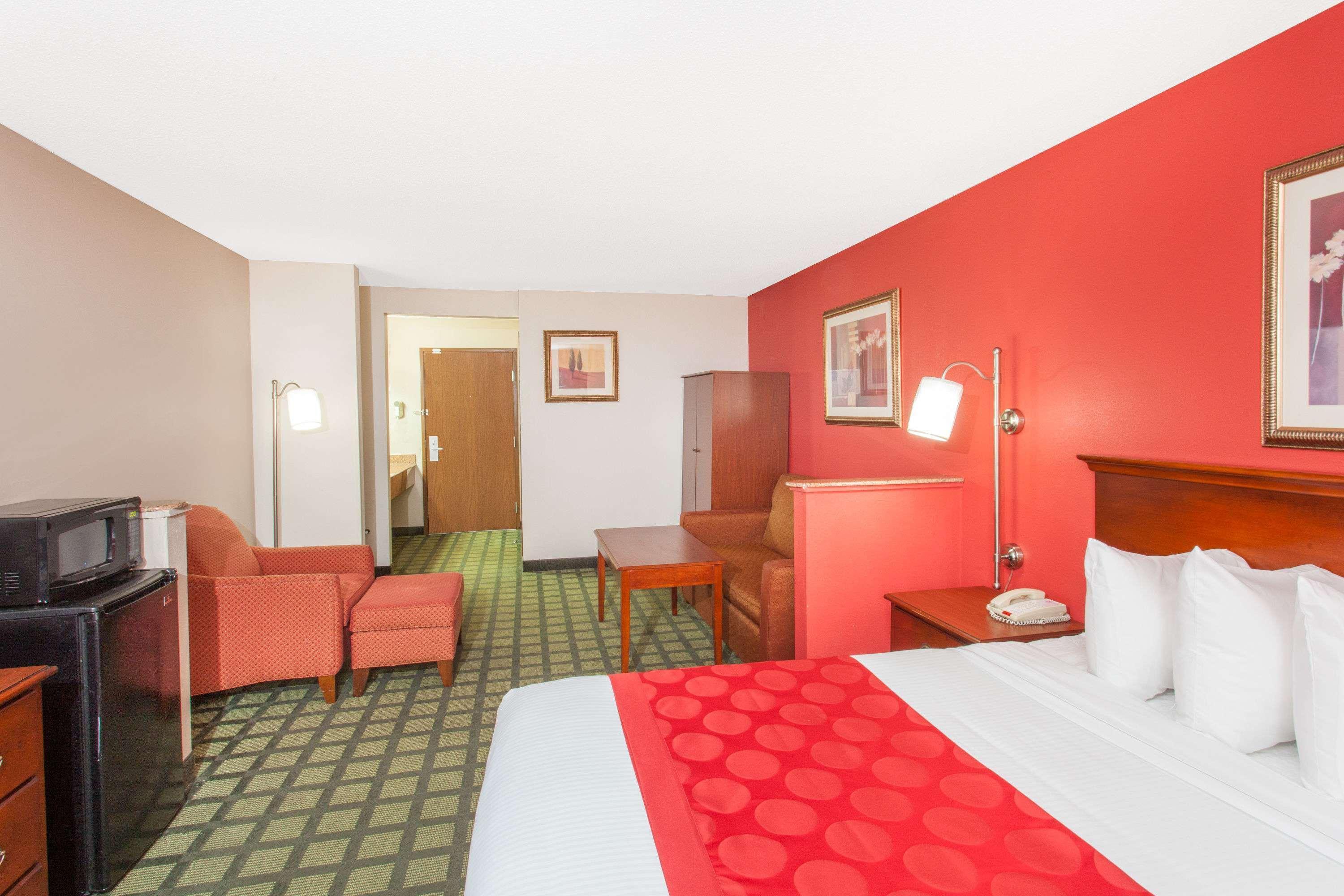 Отель Ramada Limited Decatur Forsyth Экстерьер фото